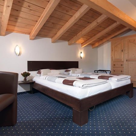 Hotel Cresta Sedrun Esterno foto